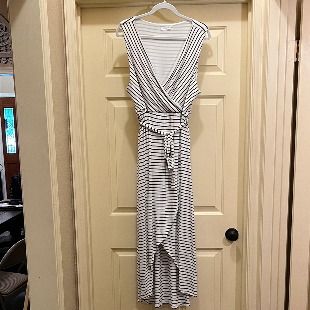 Striped Sleeveless Wrap Maxi Dress in White and Black ptp 20 1/2